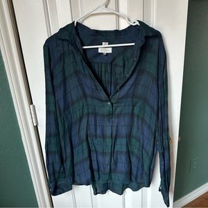 Loft Plaid top : Size: L